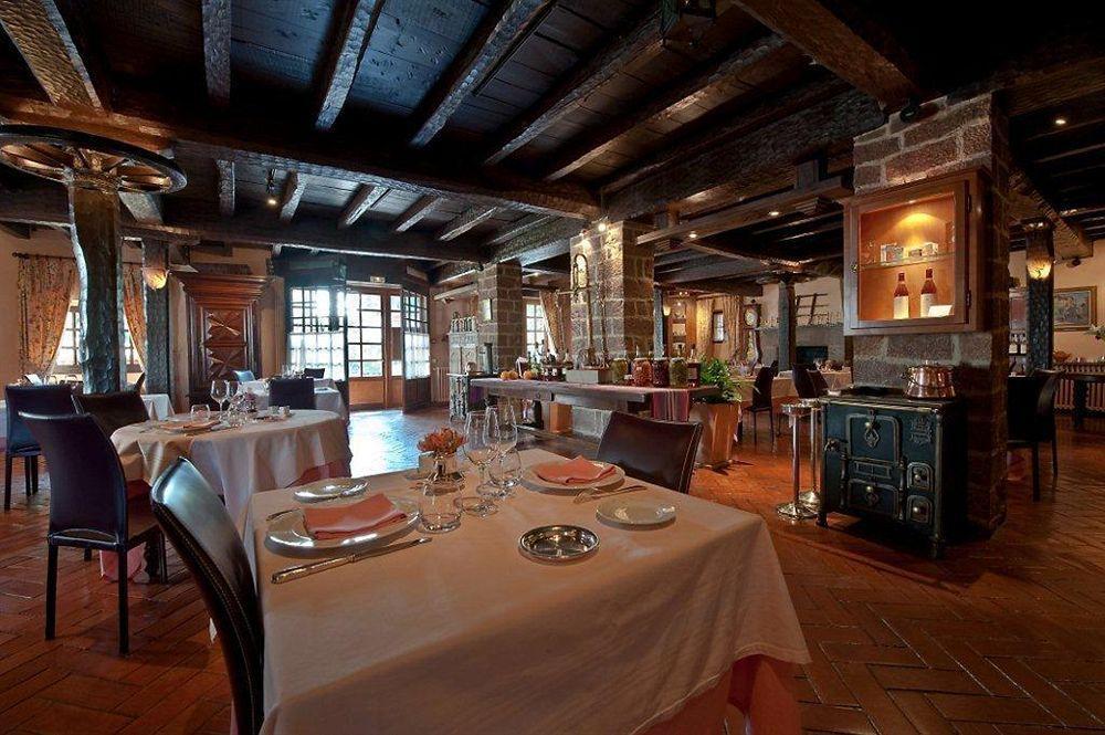 Hotel Ithurria - Teritoria Ainhoa Bagian luar foto