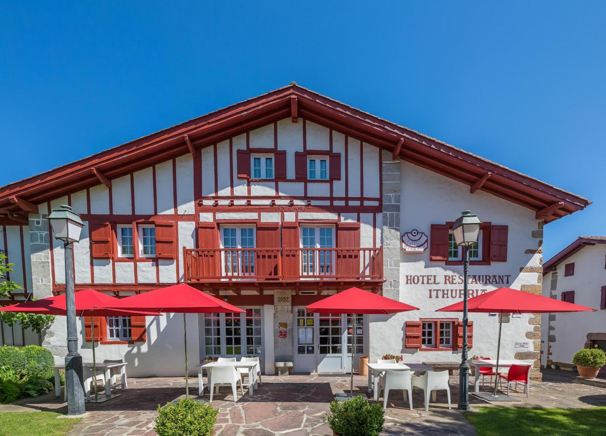 Hotel Ithurria - Teritoria Ainhoa Bagian luar foto