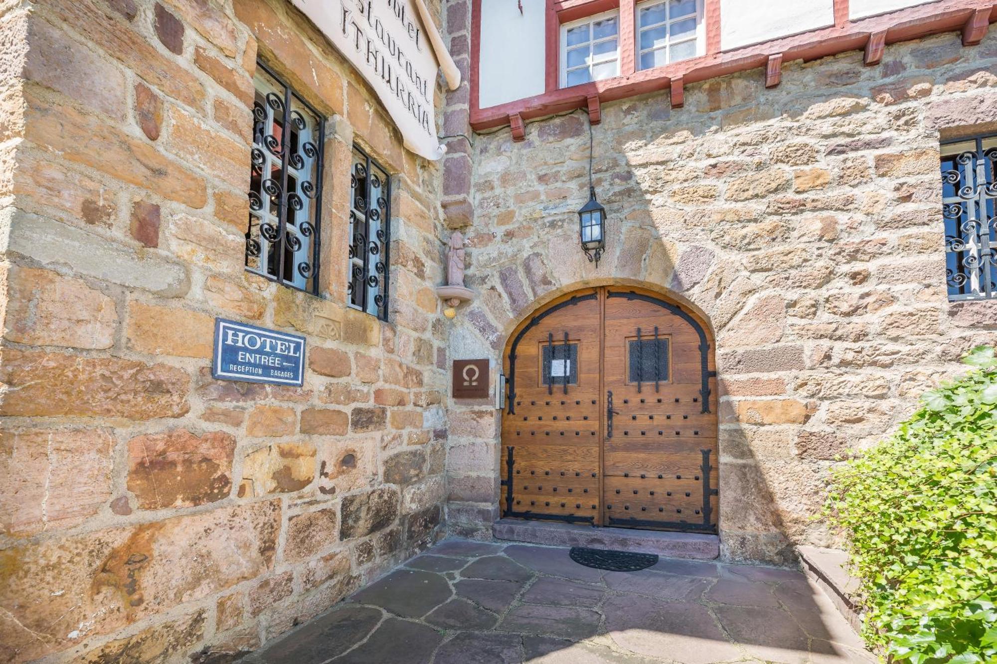 Hotel Ithurria - Teritoria Ainhoa Bagian luar foto