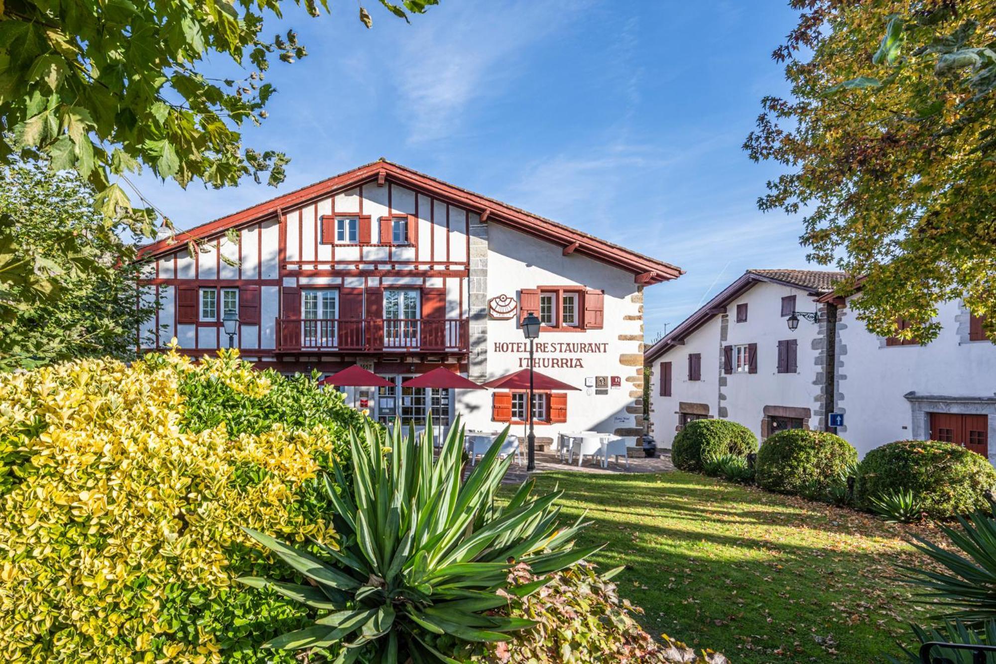 Hotel Ithurria - Teritoria Ainhoa Bagian luar foto